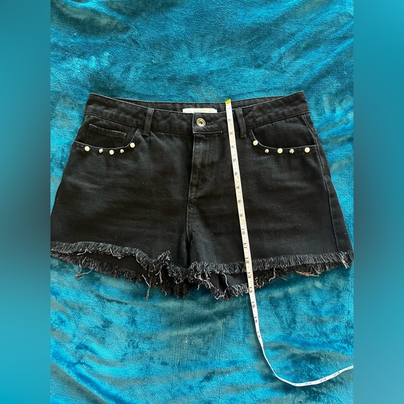 ZARA size 8 shorts with accents - Picture 2 of 7